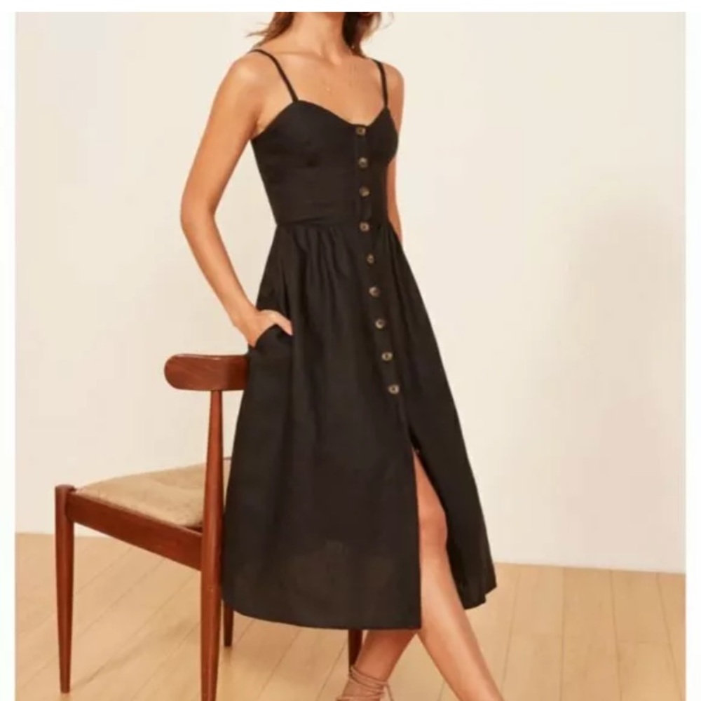 Reformation • Black Thelma Dress